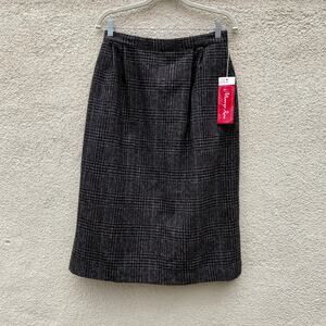 Vintage New Old Stock Brown Plaid Wool Skirt 14 Marcye Ross